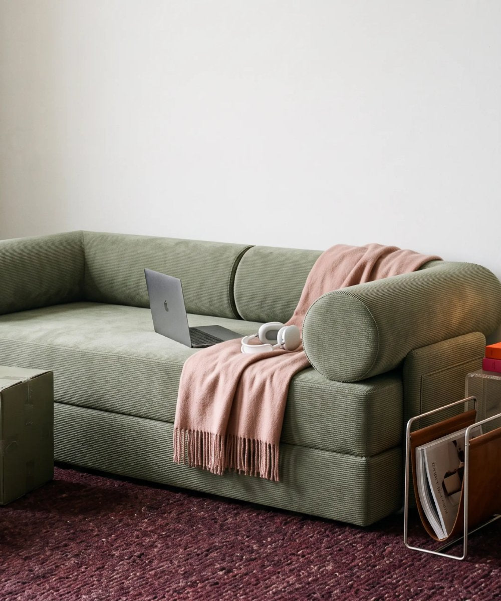 S8+ Sleeper Sofa Bed in Terraform Green — sofa by day, king-size bed by night | S8+ 梳化床